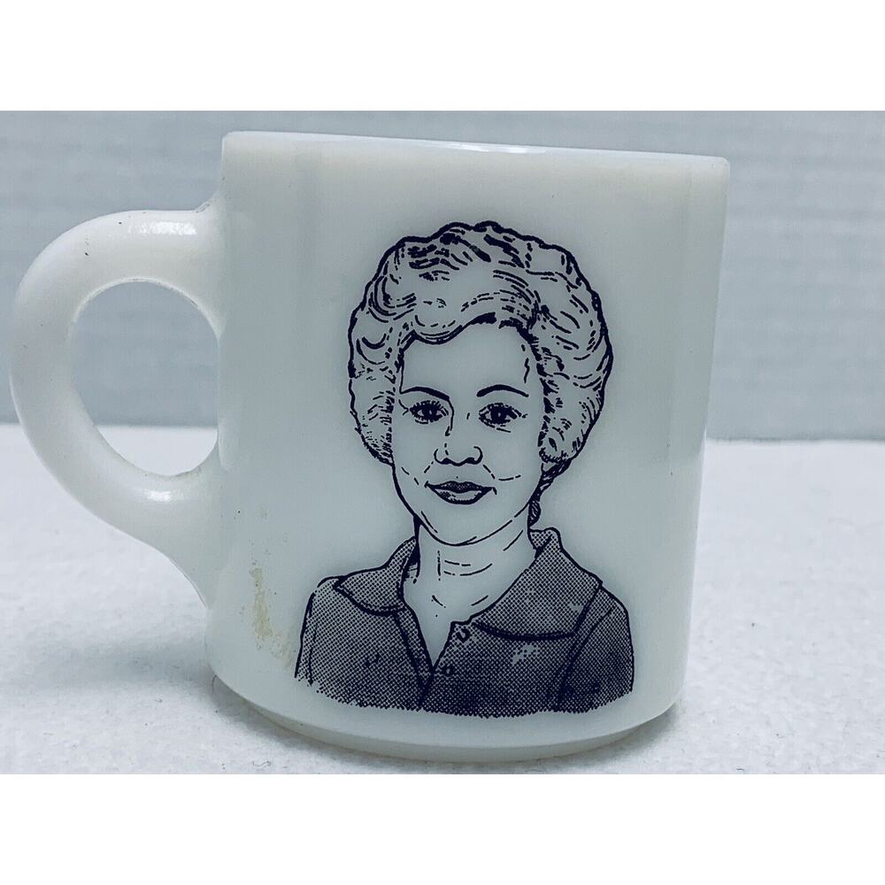 Vintage MOM Milk Glass Coffee Cup Mug Mothers Day Gift Poem White Mid Century